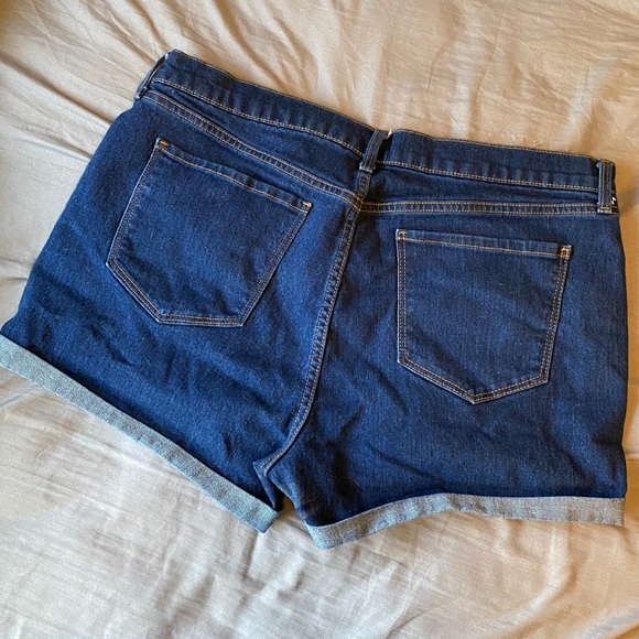 Women’s size 16 denim shorts - Picture 3 of 3
